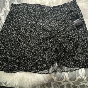 Black floral zip up skirt